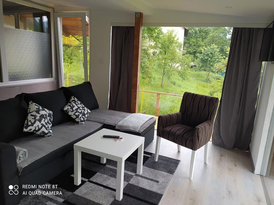 Lenilenii Bungalows Apartment in Federation of Bosnia and Herzegovina