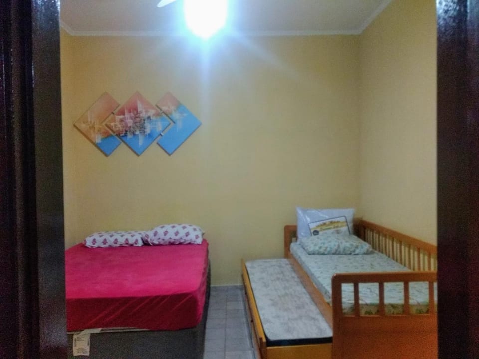 Casa Temporada a 3 quadra da Praia House in State of São Paulo