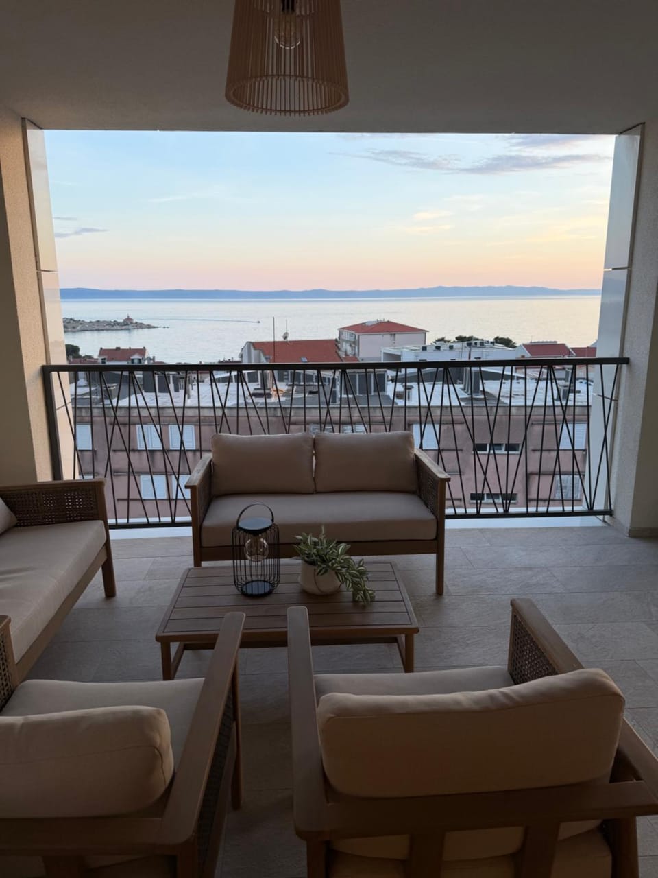 Day, View (from property/room), Balcony/Terrace, Seating area, Dining area, Sea view