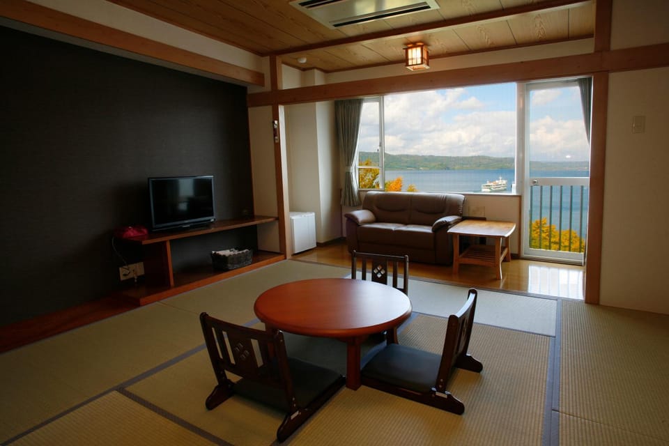 Photo of the whole room