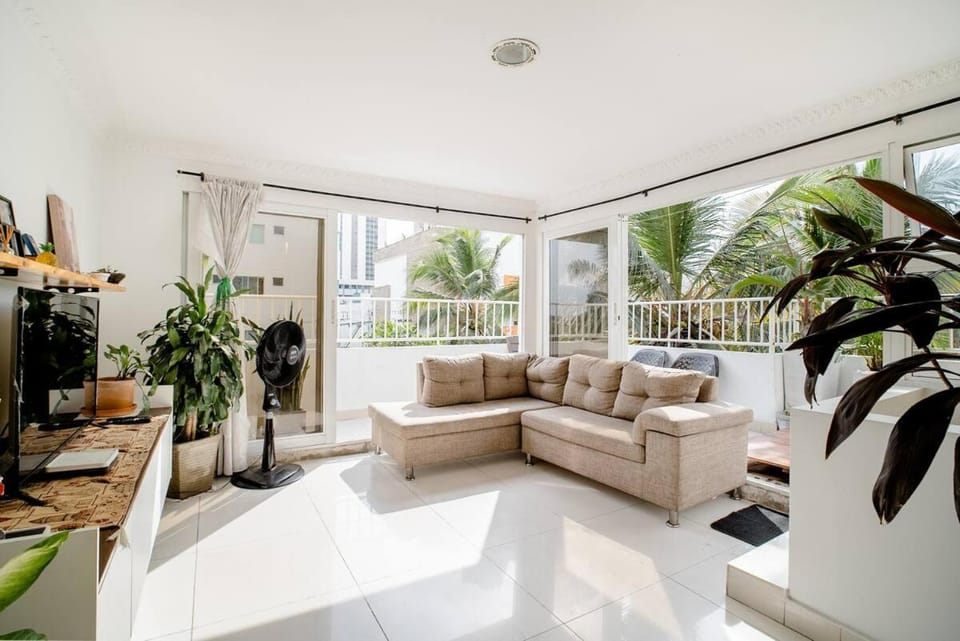 Communal lounge/ TV room, TV and multimedia, Balcony/Terrace, Balcony/Terrace, Evening entertainment, Internal: Not applicable to any particular room