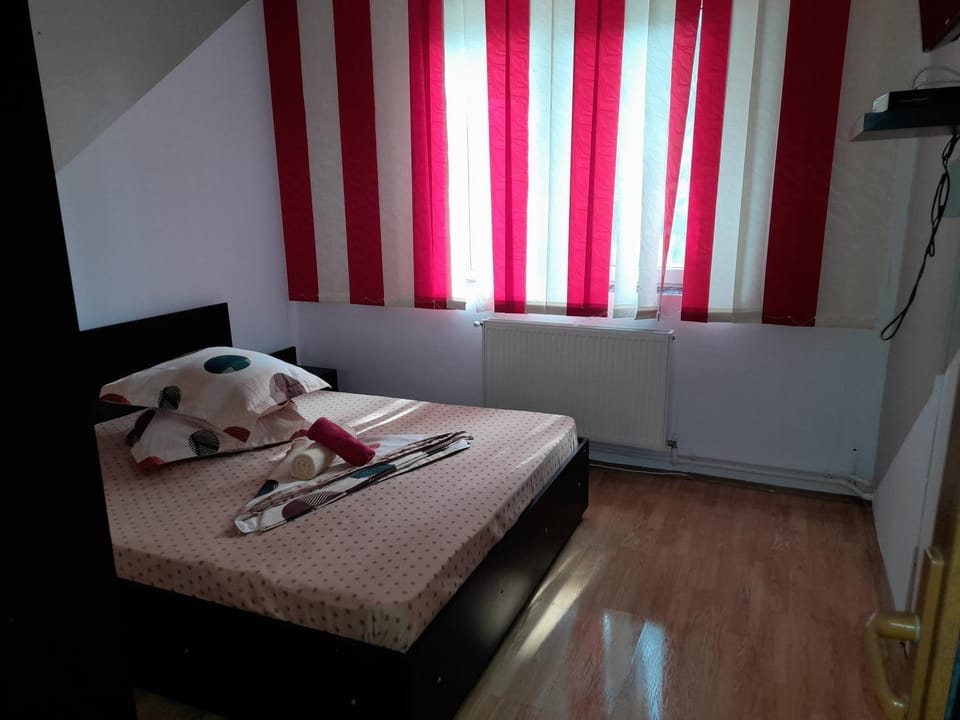 Apartament Sira Apartment in Romania