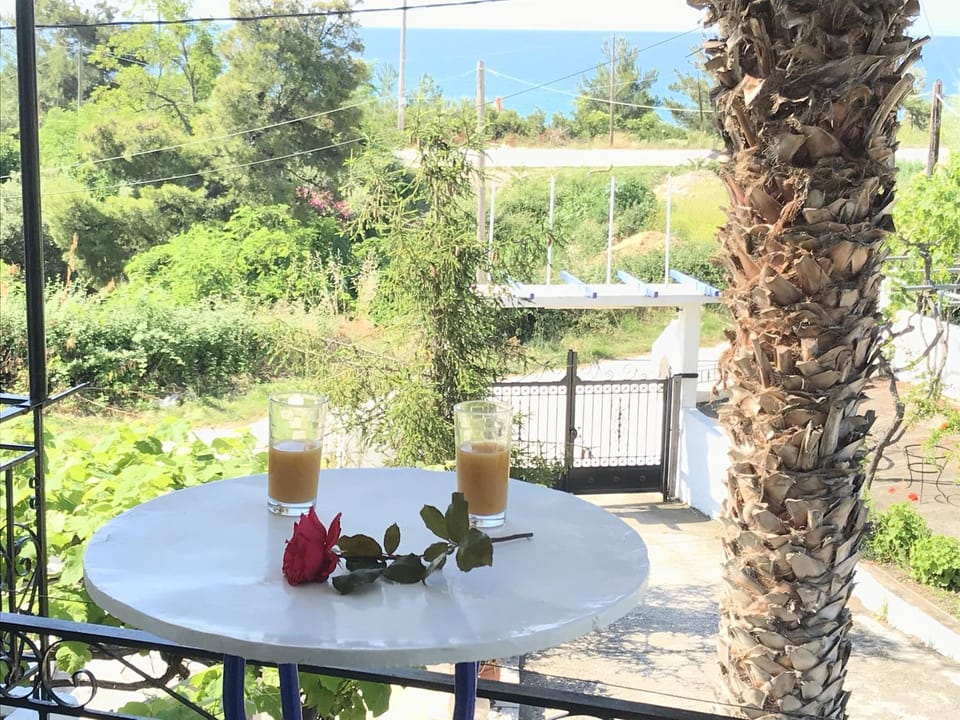 Armeno Studios Apartment hotel in Limenaria