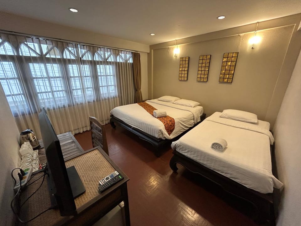 Bed, Balcony/Terrace, Photo of the whole room, Bedroom