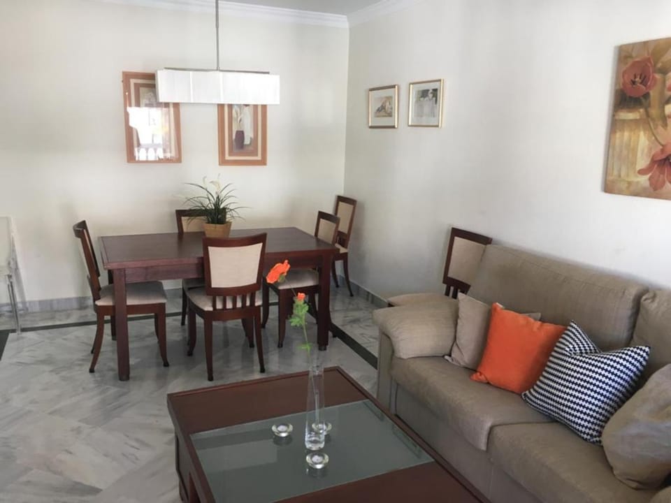 Living room, Seating area, Dining area