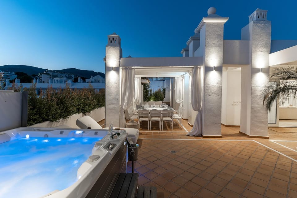 TESS Penthouse Deluxe DS11 Apartment in Torremolinos