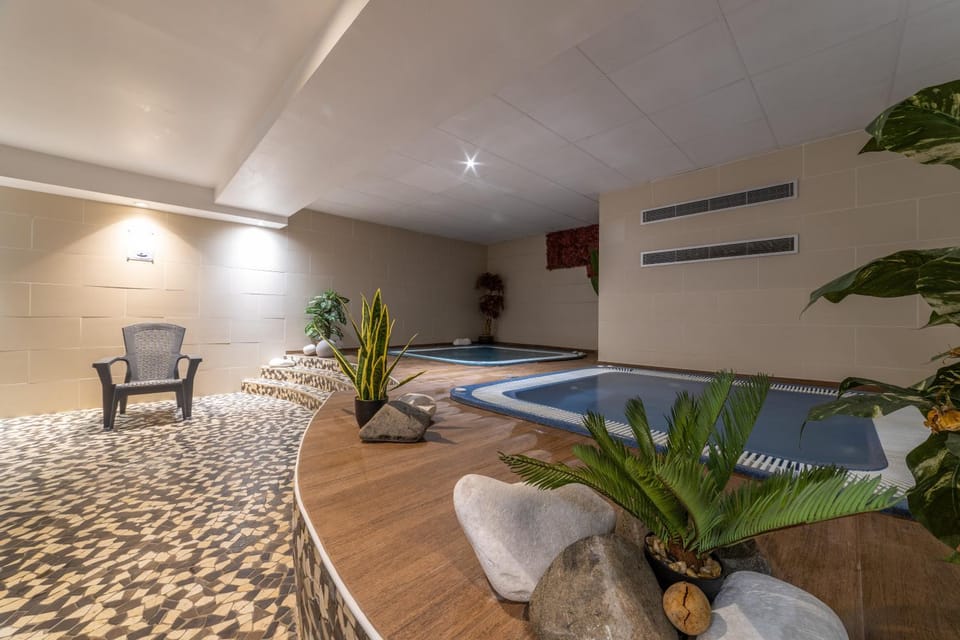 Hot Tub, Spa and wellness centre/facilities