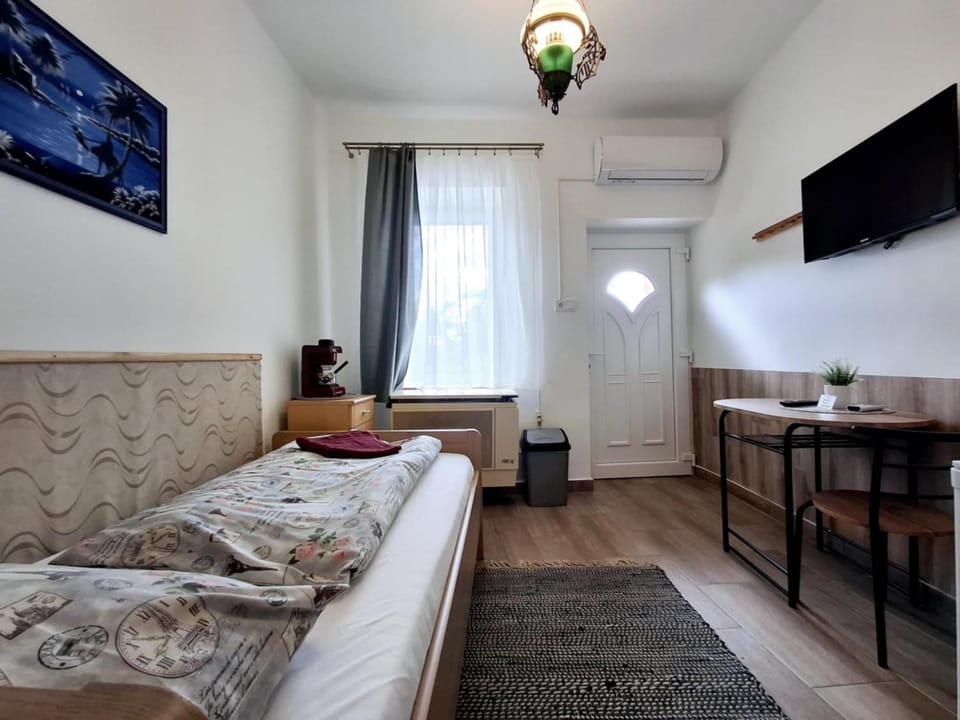 Szieszta Vendégház Bed and Breakfast in Slovakia