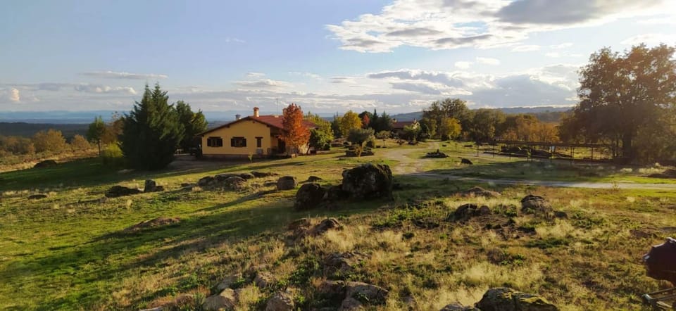 Property building, Bird's eye view, Garden view, Mountain view