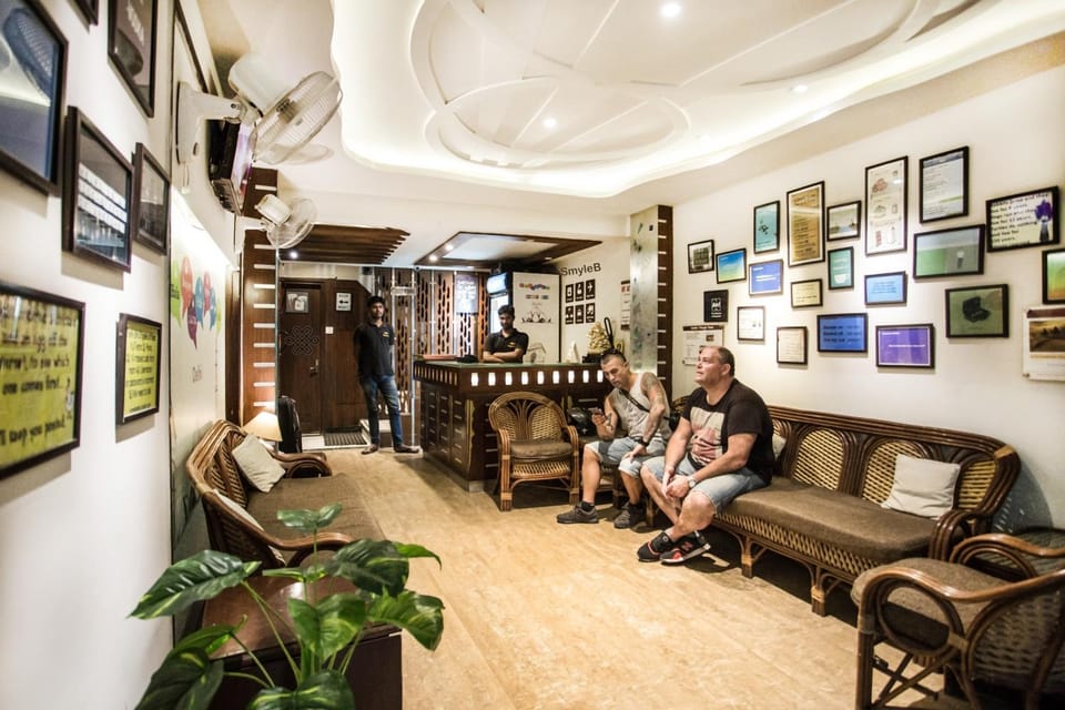 Communal lounge/ TV room, Lobby or reception, group of guests