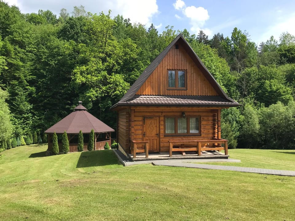 Domki Góralskie Niezapominajka w Bieszczadach Campground/ 
RV Resort in Poland