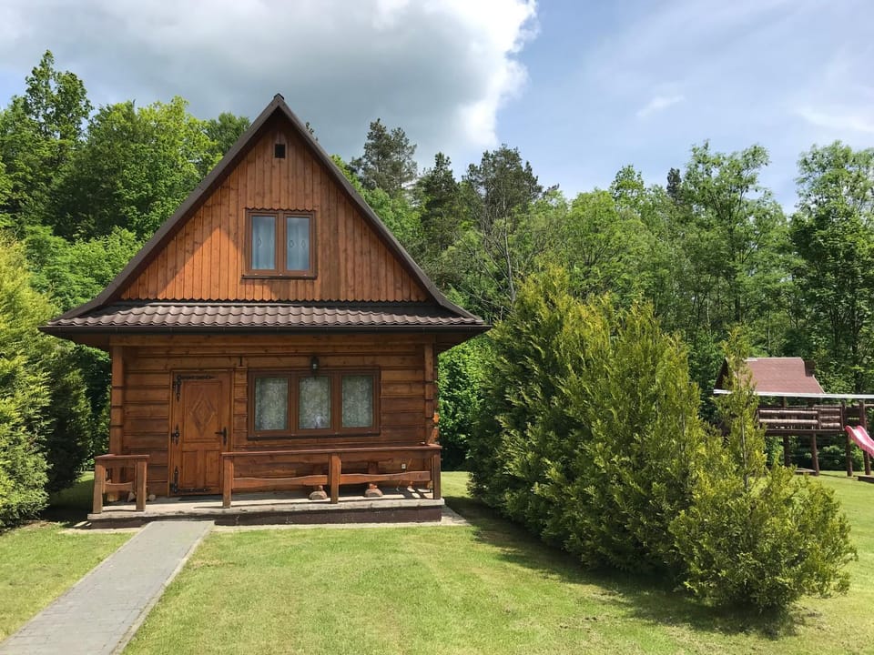 Domki Góralskie Niezapominajka w Bieszczadach Campground/ 
RV Resort in Poland