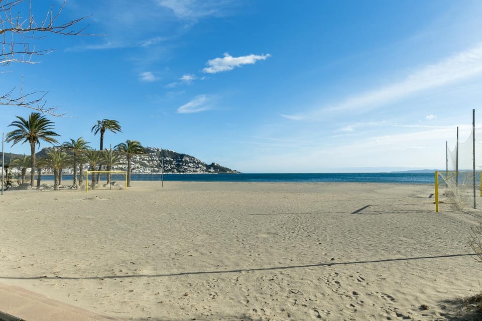 Beach, Hiking