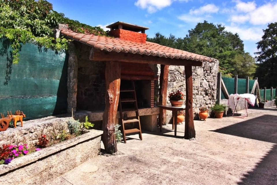 Patio, BBQ facilities