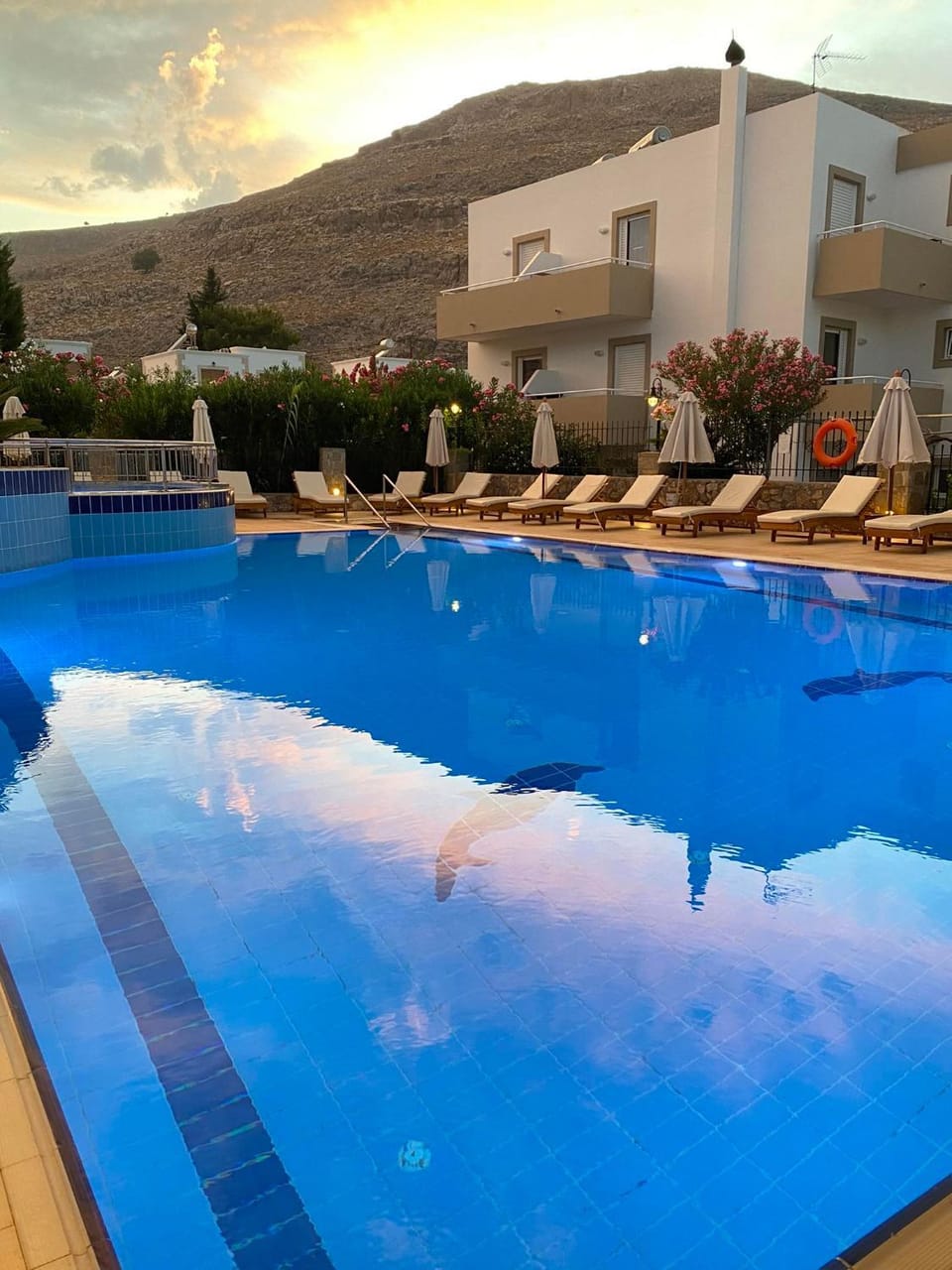 Swimming pool