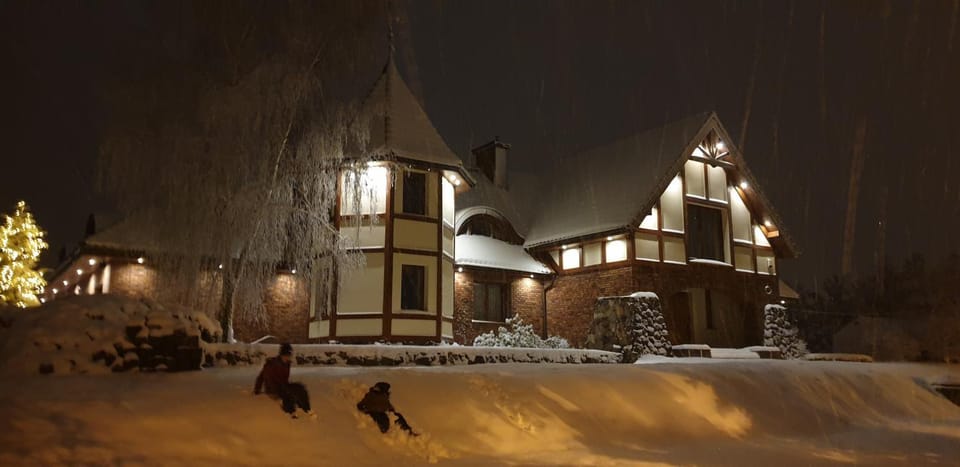 Property building, Winter