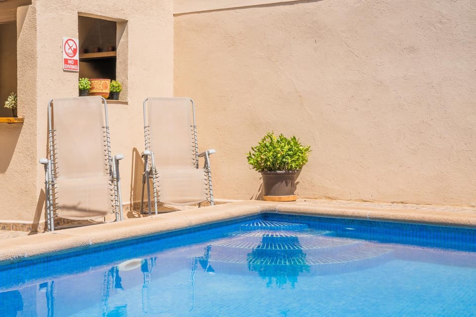 Property building, Swimming pool