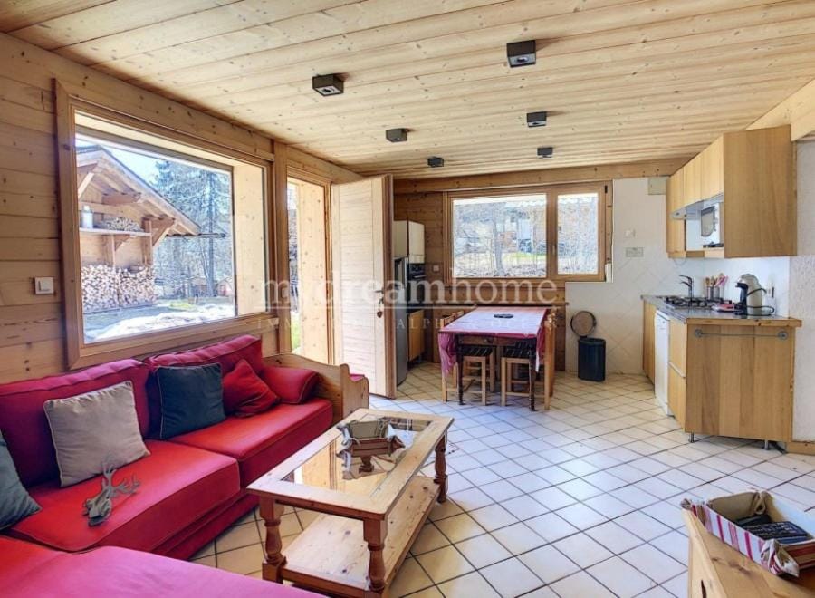 Kitchen or kitchenette, Living room, Seating area