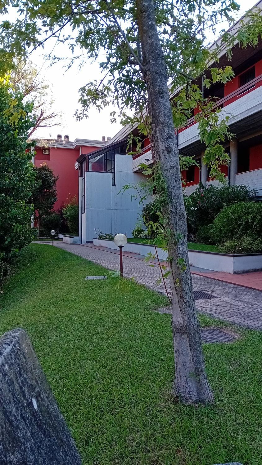 appartamento con piscina Il glicine sul garda Apartment in Desenzano del Garda