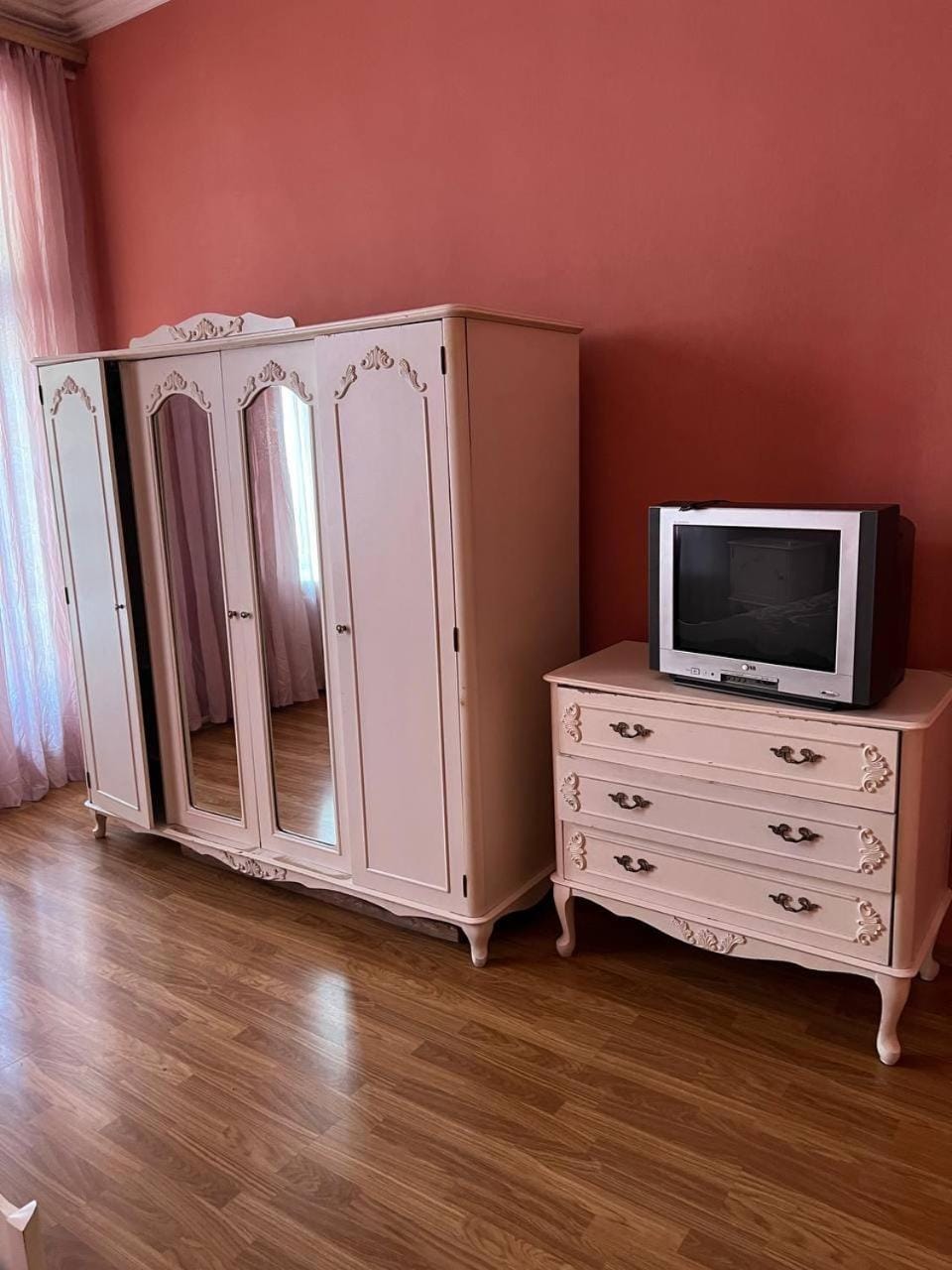 TV and multimedia, wardrobe