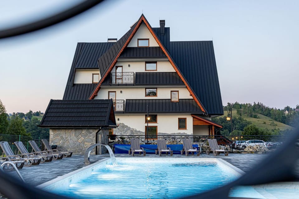 Property building, Pool view, sunbed