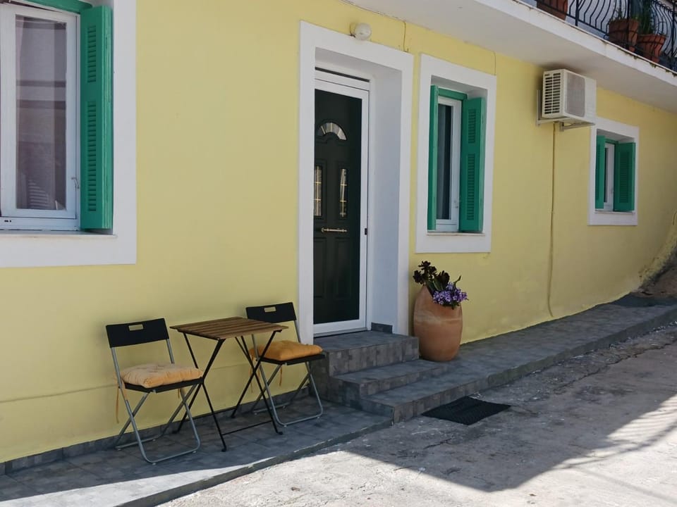 Angie's Home House in Lixouri