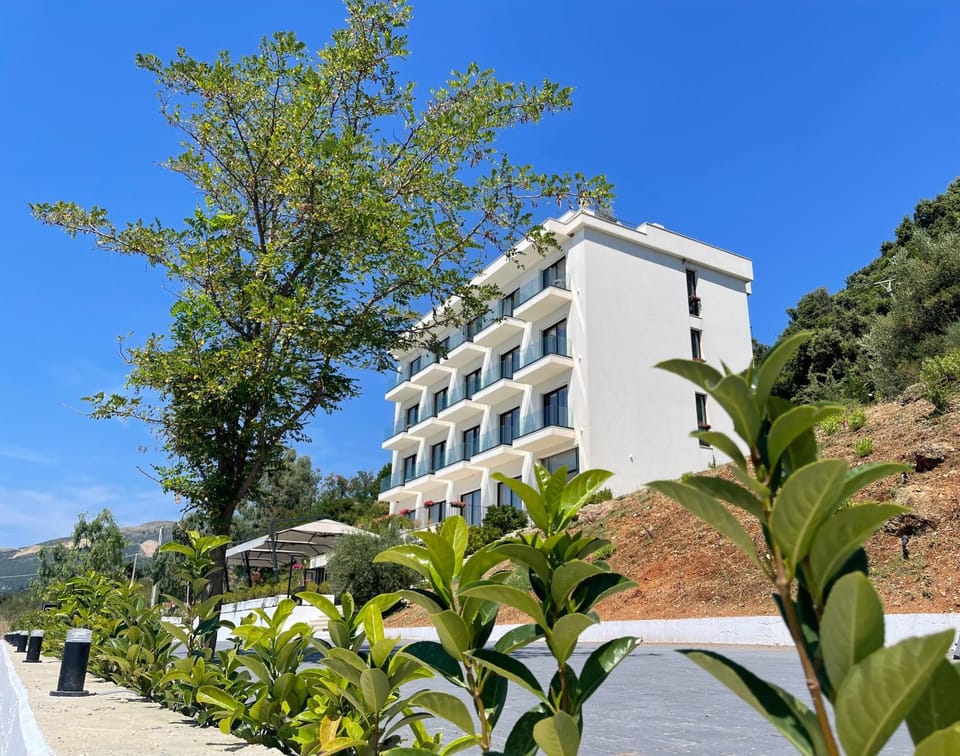 Swiss Rivage Hotel Hotel in Vlorë County, Albania