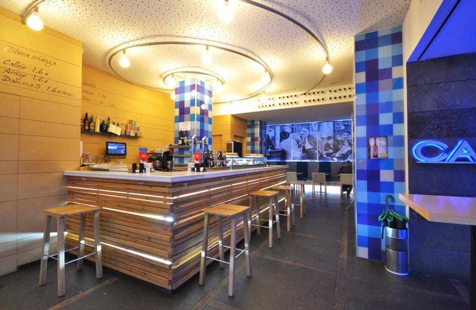 Lounge or bar