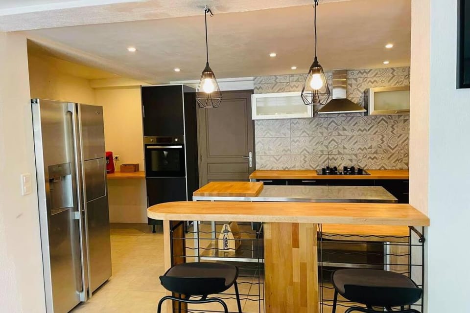 Charmante maison avec jacuzzi House in Occitanie