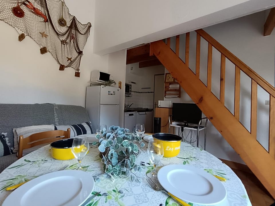 Maison de vacances à 50m de la mer - 4 personnes - FR-1-364-104 House in Saint-Nazaire