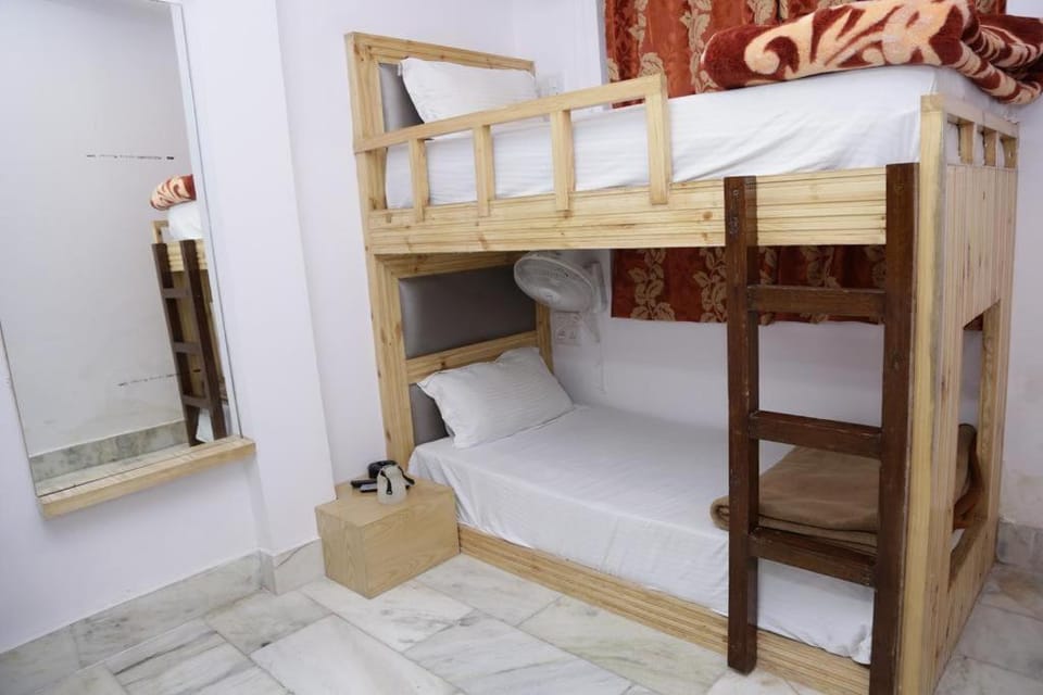 bunk bed