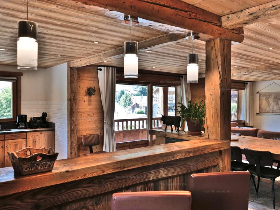 Superbe 5 pièces rénové avec sauna, hammam, jacuzzi, proche télécabines et village, idéal 12/14 pers. - FR-1-458-101 Cabin in Le Grand-Bornand