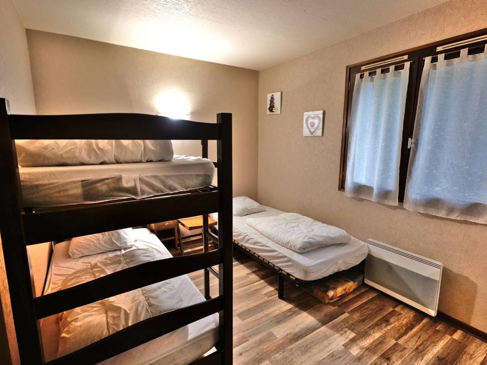 Lumineux 3 pièces savoyard, 52m², 7 pers, Le Grand-Bornand, à 400m du centre et 1000m des remontées - FR-1-458-97 Apartment in Le Grand-Bornand