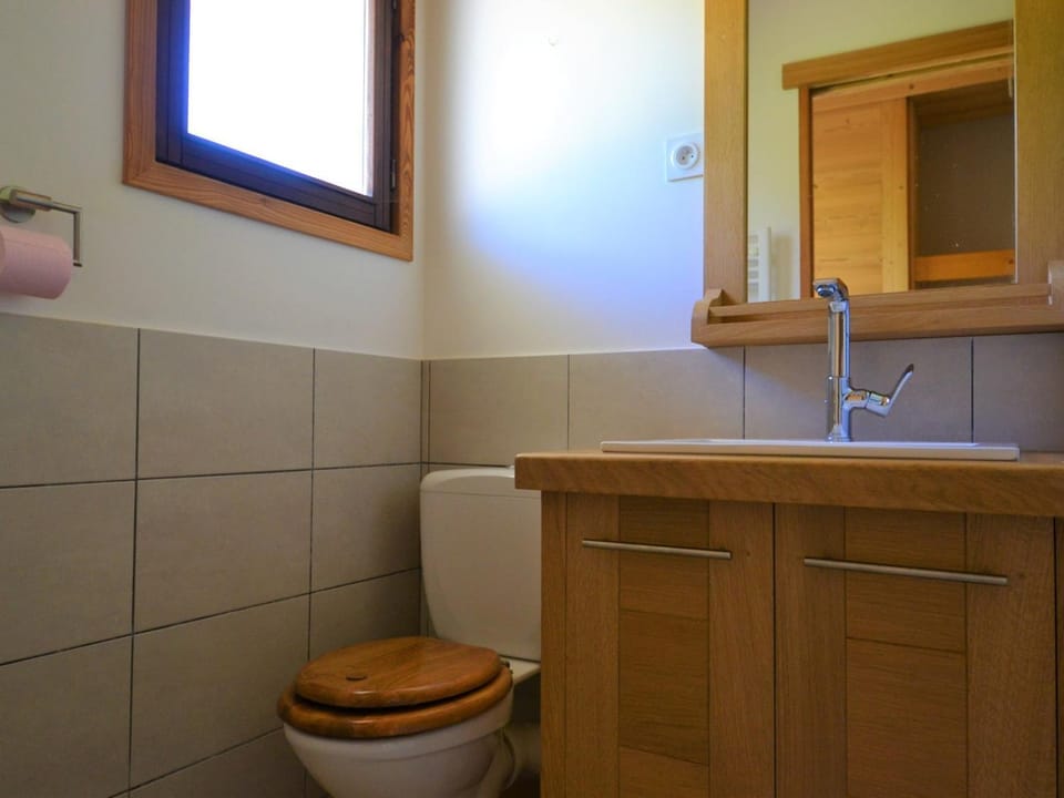 Studio rénové proche pistes avec parking privé, calme et confortable pour 4 personnes - FR-1-505-146 Apartment in Notre-Dame-de-Bellecombe