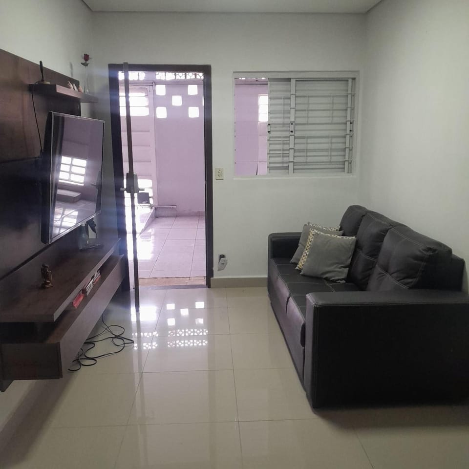 Communal lounge/ TV room, TV and multimedia, Living room, Seating area, Evening entertainment