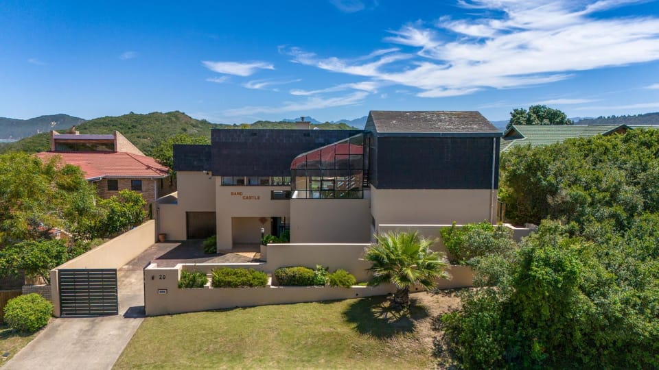 Property building, Natural landscape