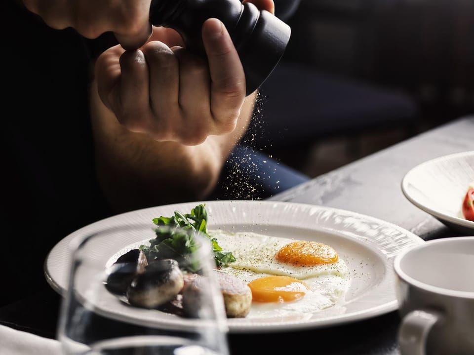 Restaurant/places to eat, Food and drinks, Breakfast