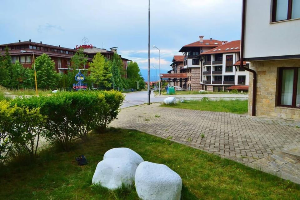 Cozy studio in "Hill Top" Apartment in Bansko
