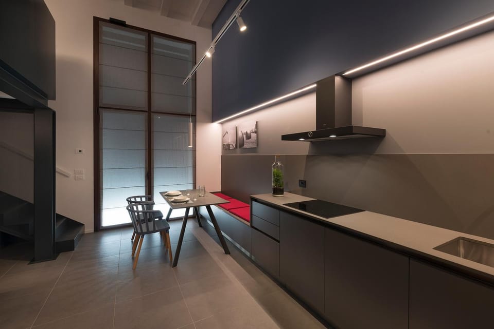 Kitchen or kitchenette