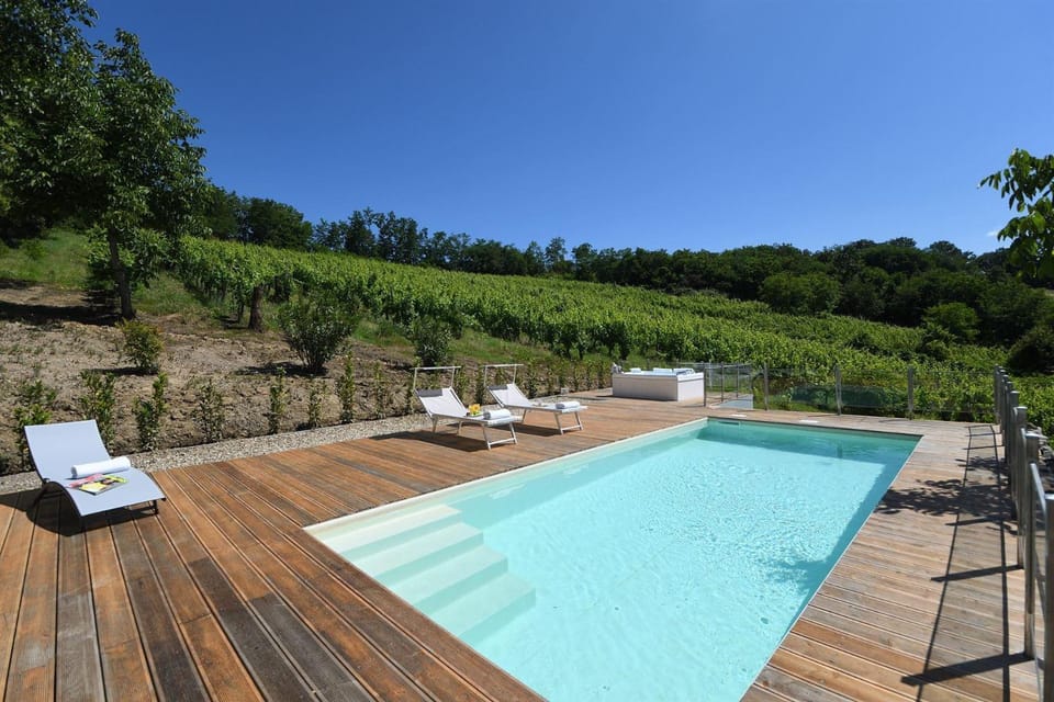 Villa Paradiso Villa in Tuscany