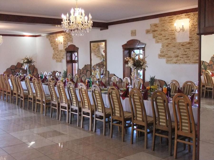 Banquet/Function facilities