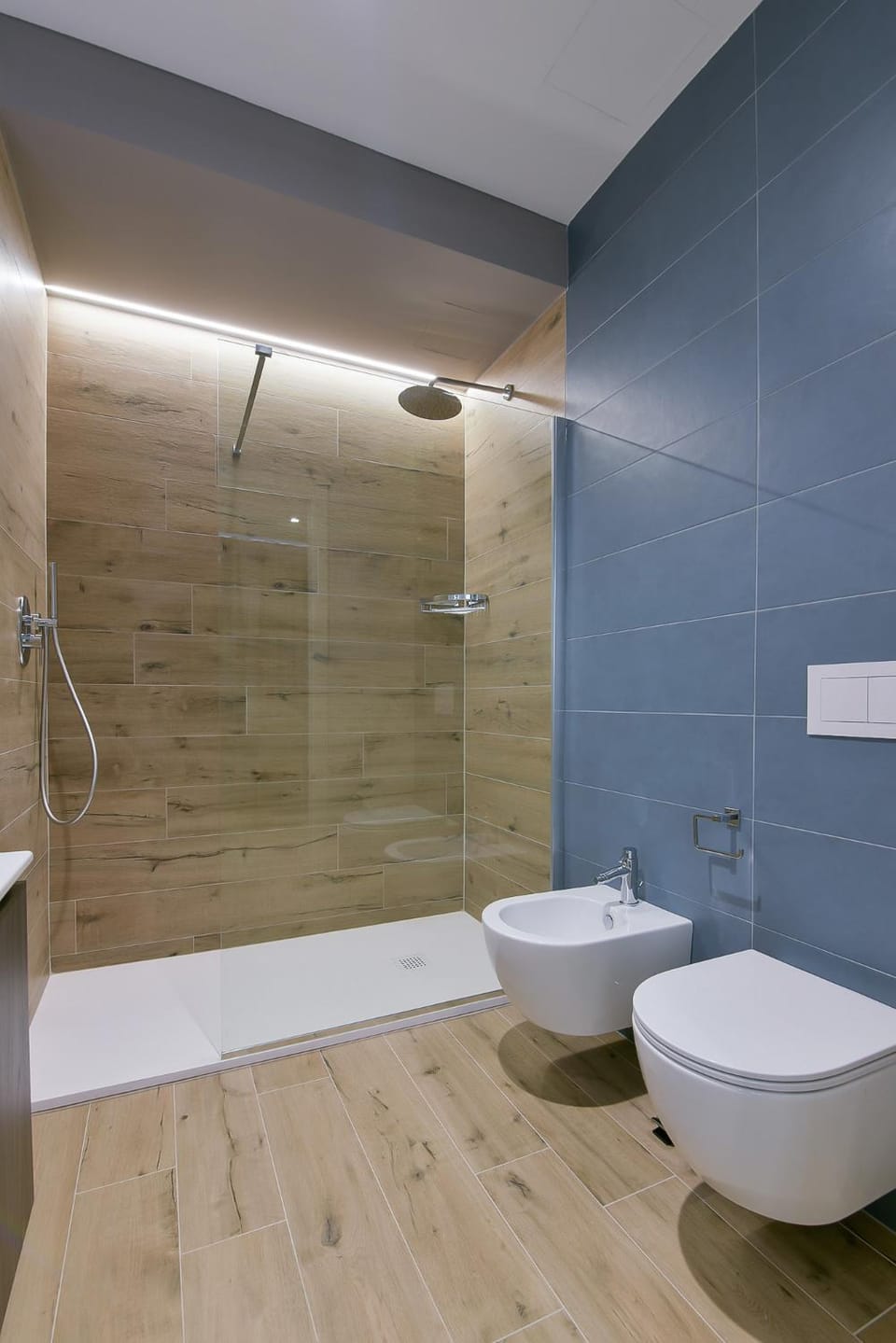 Shower, Bathroom, bidet