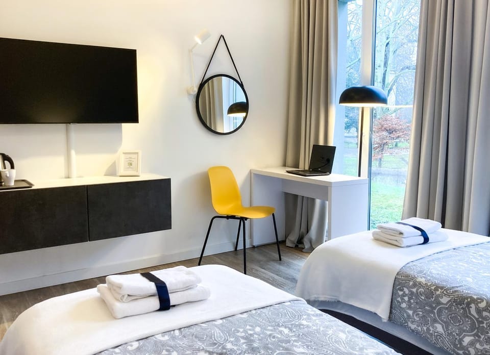 TV and multimedia, Photo of the whole room