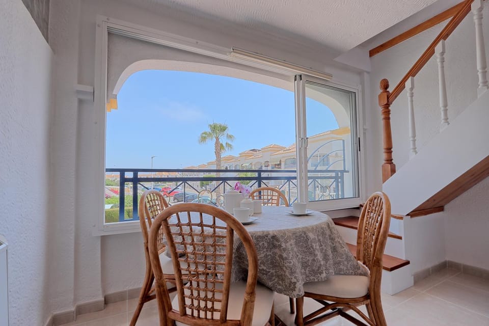 Balcony/Terrace, Dining area