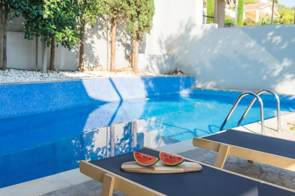Pool view, Swimming pool