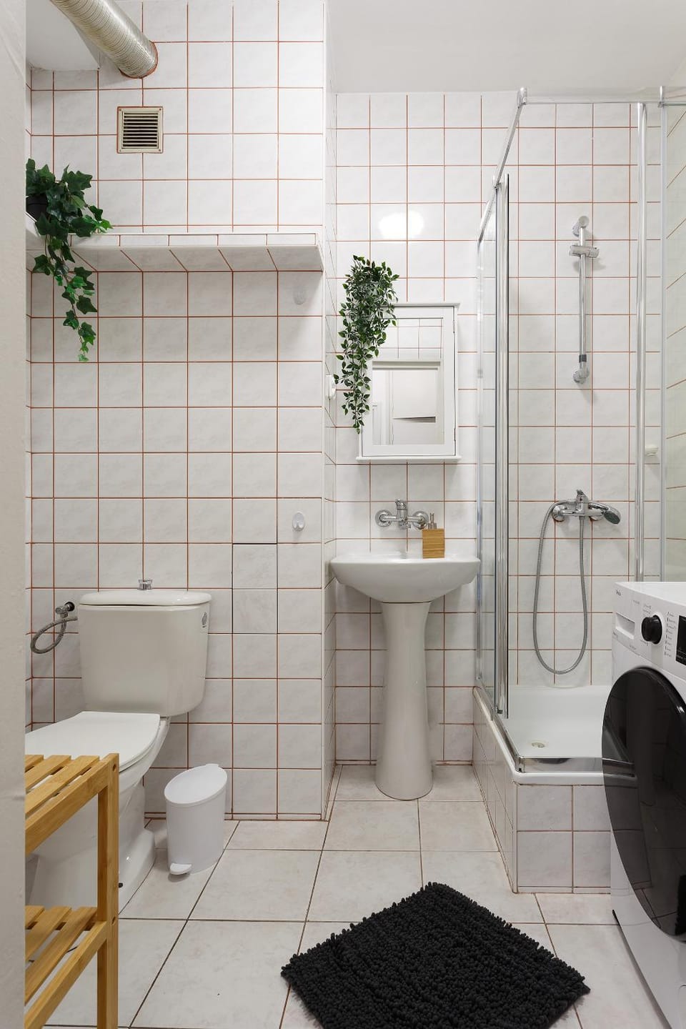Shower, Bathroom, washing machine