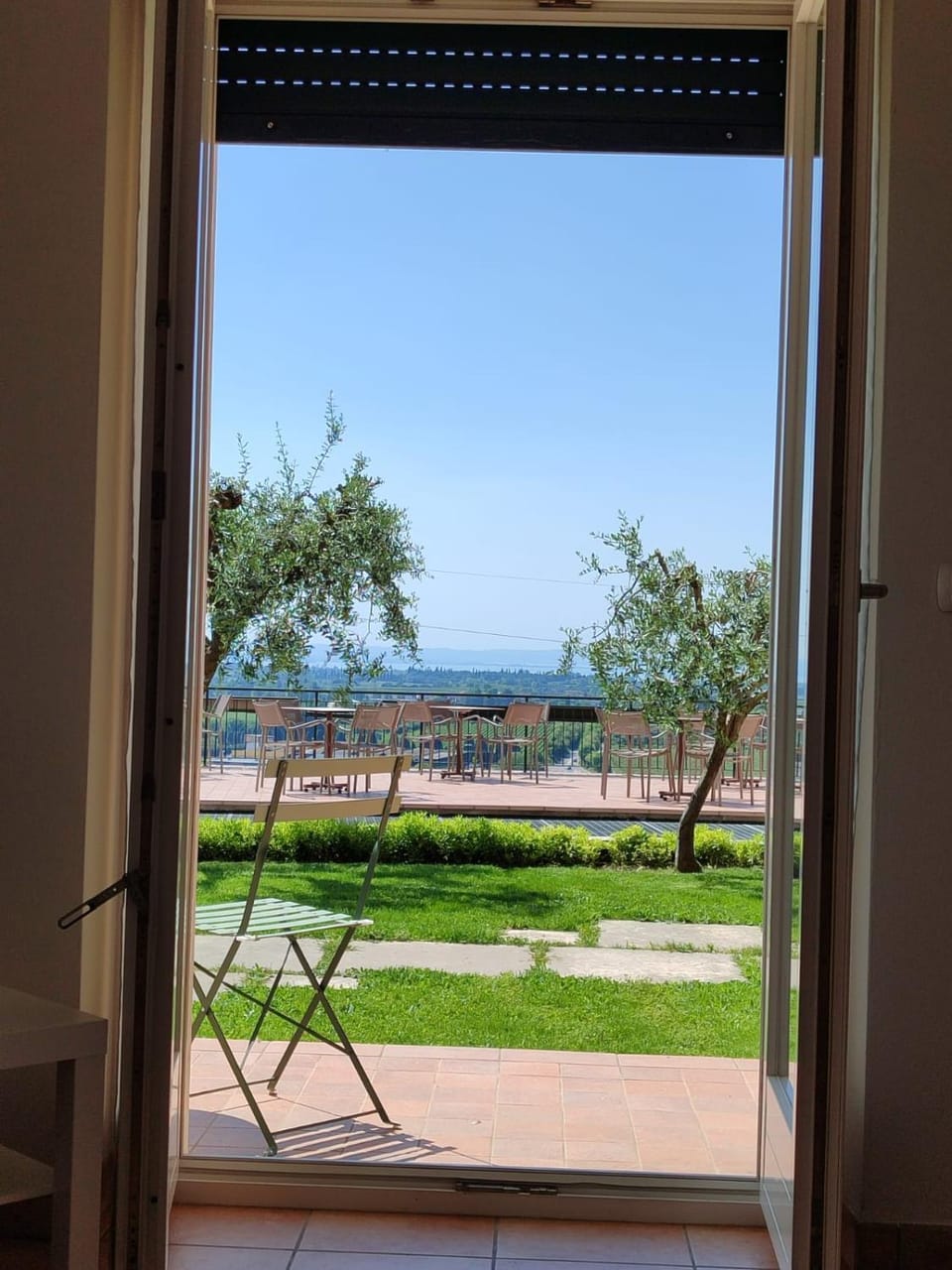 Nice apartments lake view & free parking Apartment in Lake Garda