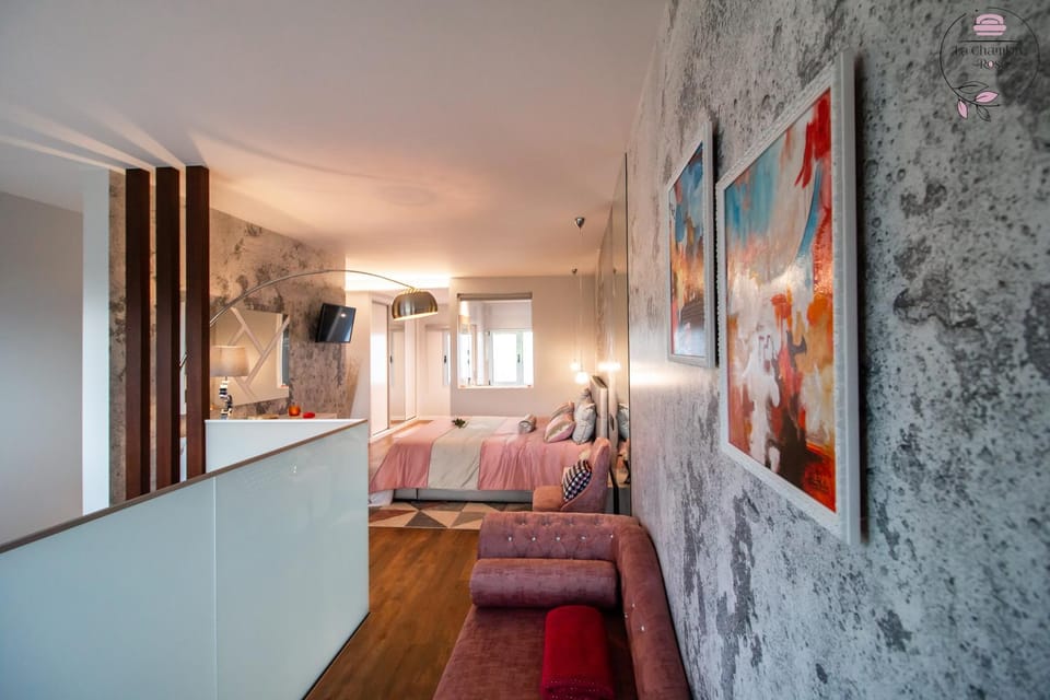 La Chambre Rose Apartment in Madeira District