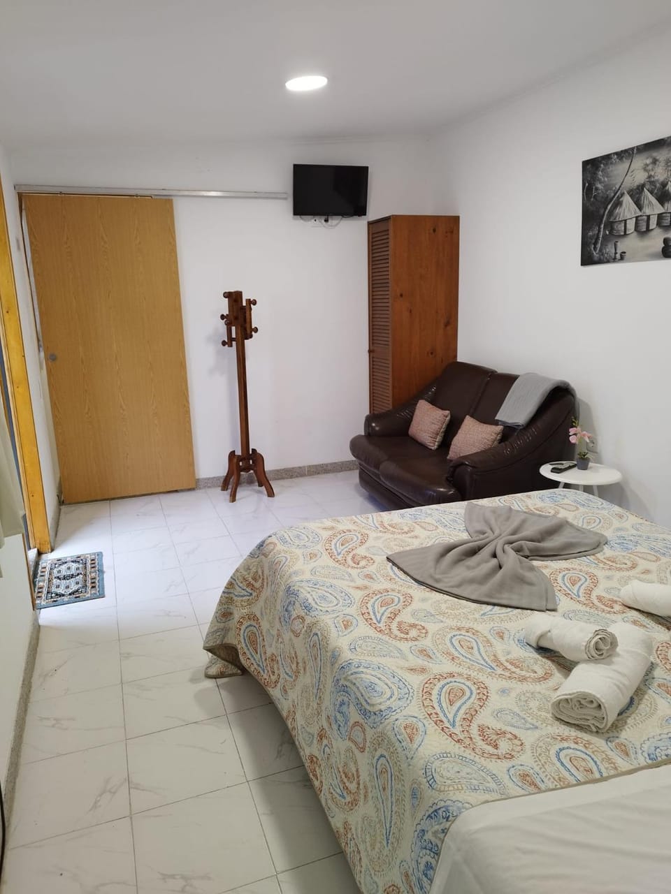 Bed, Living room, Bedroom, wardrobe