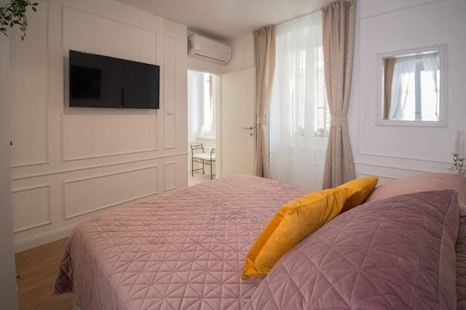 TV and multimedia, Bedroom